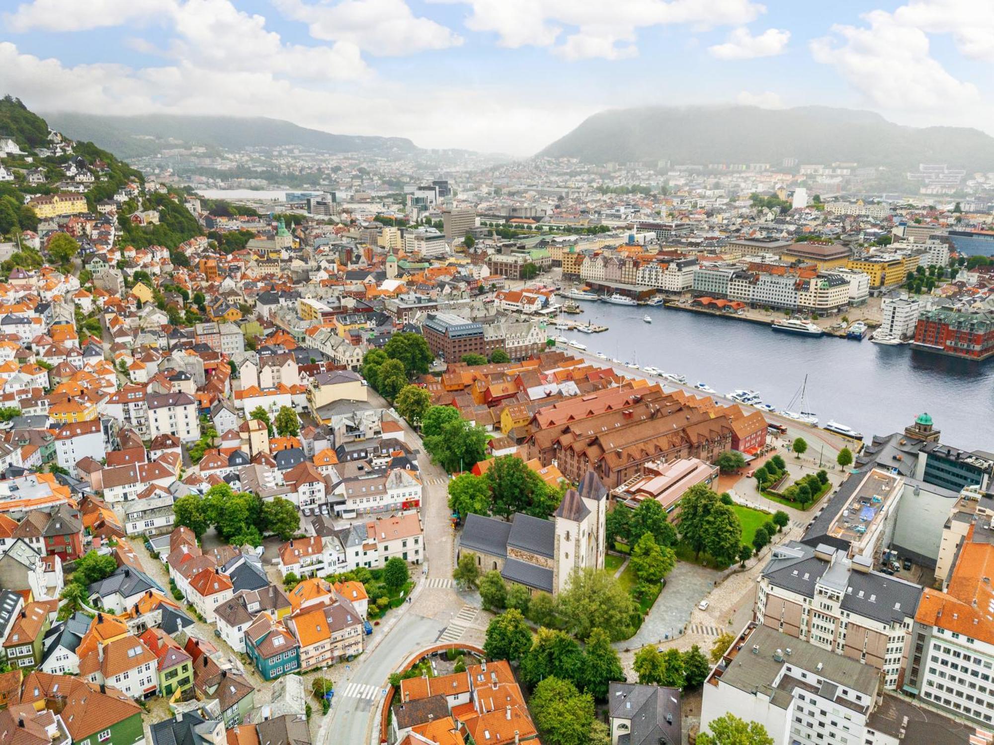 Appartamento View To Bryggen - Renovated Dec 24 - Historic Cobblestone Street Bergen Esterno foto